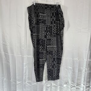 Jessica Simpson Size XXL Black Patterned Pants